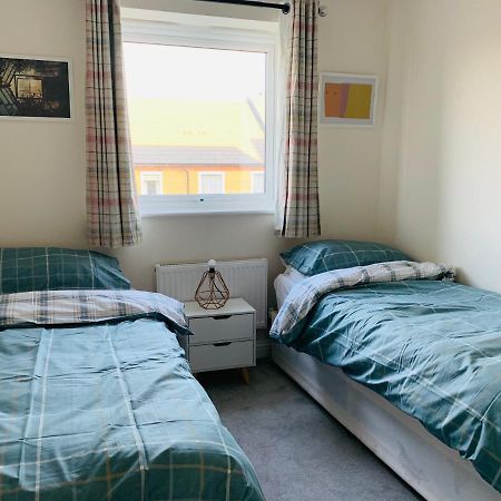 Alpha, Private Double Room, City Centre, Free Parking, Sittingbourne, Kent Kültér fotó